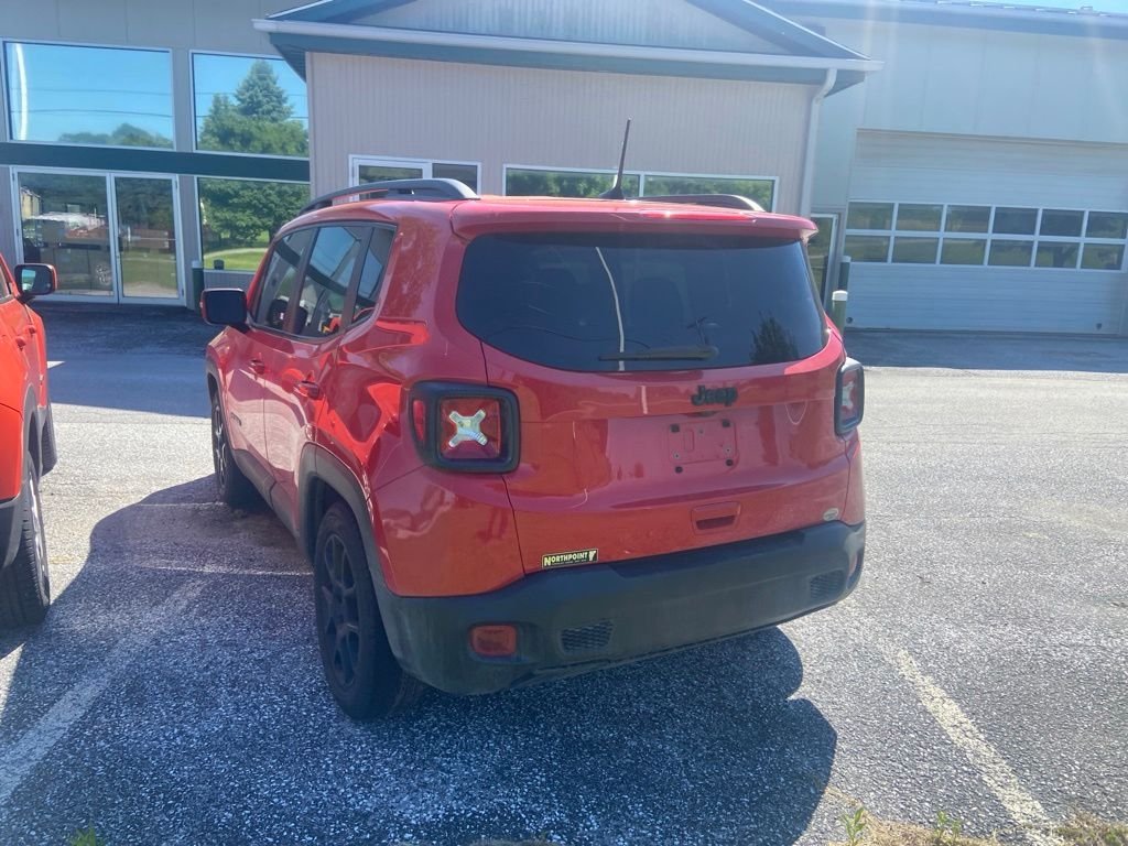 Used 2019 Colorado Red Clearcoat Jeep Latitude image 4