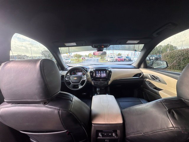 Used 2022 Gray Chevrolet LT image 19
