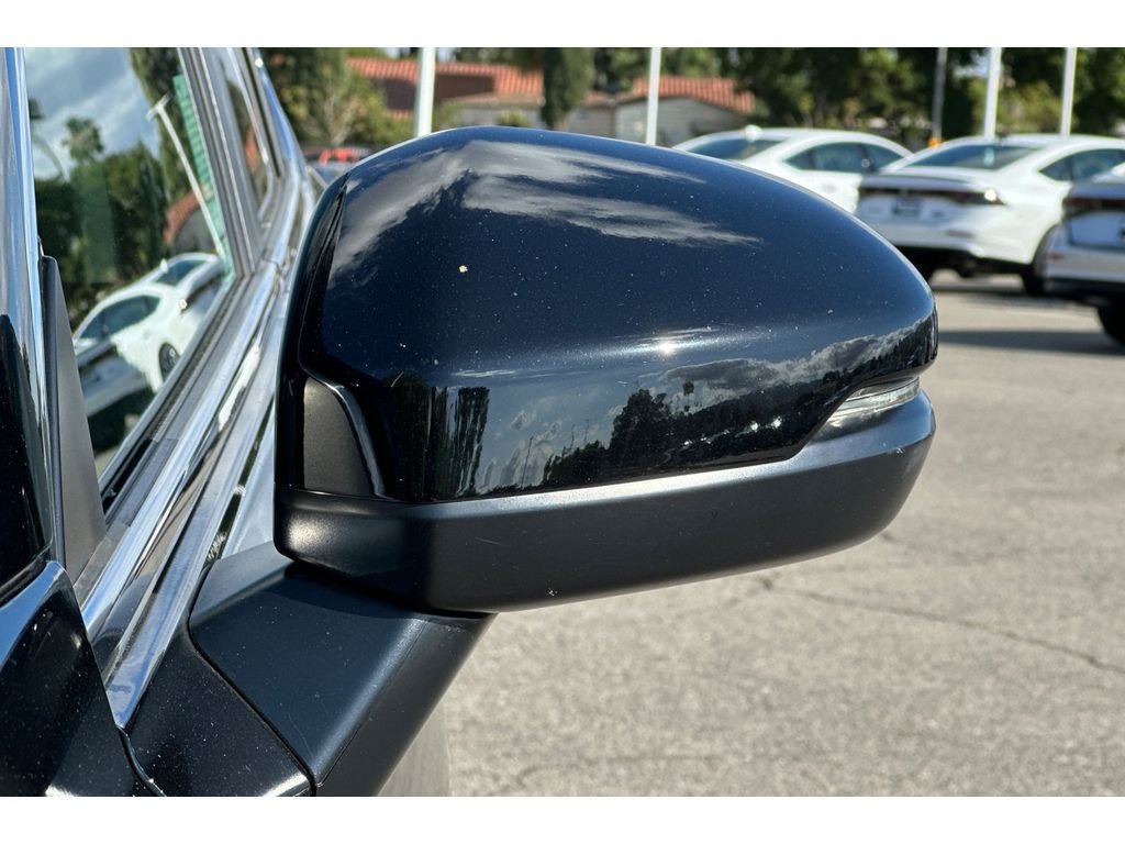 Used 2024 Crystal Black Pearl Honda EX image 55