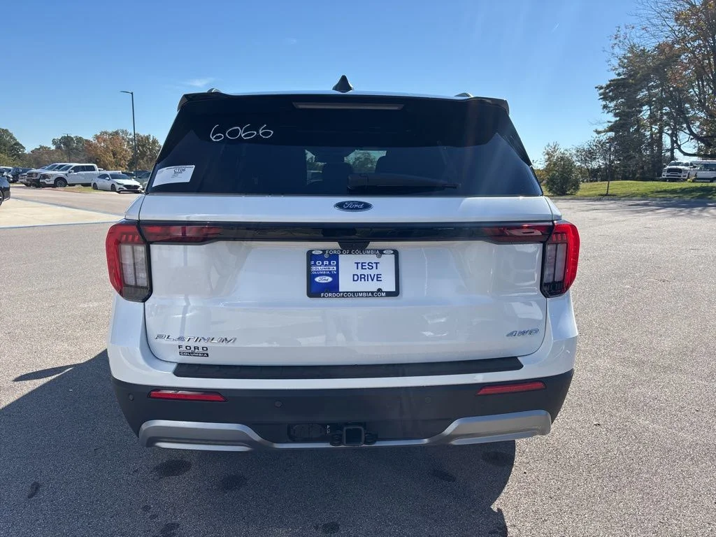 New 2026 White Ford Platinum image 7