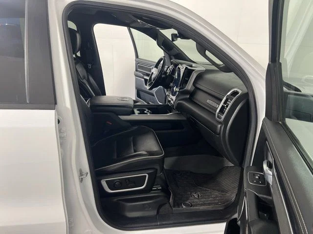 Used 2023 White Ram Laramie image 29
