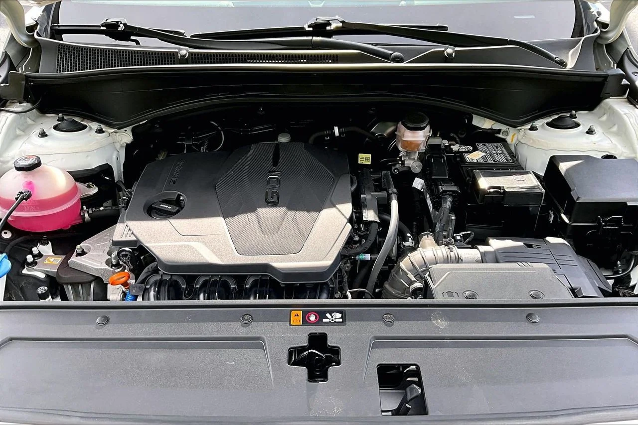 Certified Used 2023 White Hyundai SEL image 36