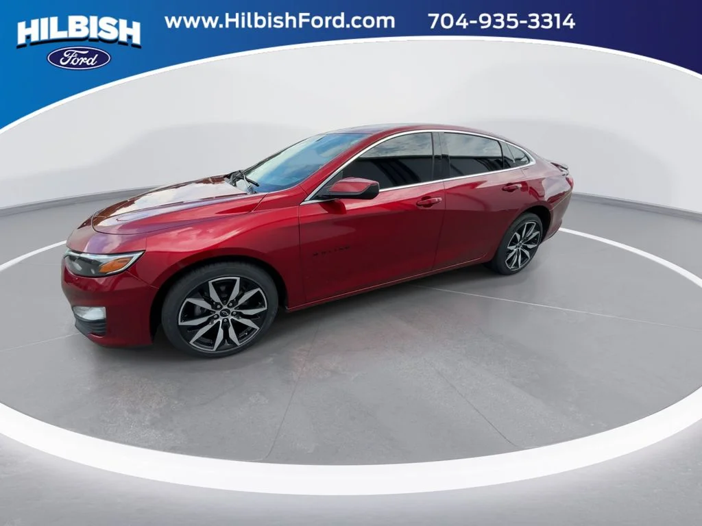 Used 2025 Red Chevrolet RS image 4