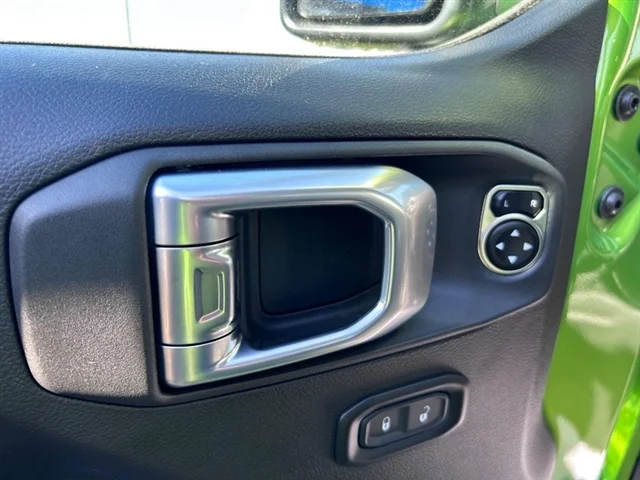 New 2026 Mojito Clear-Coat Exterior Paint Jeep Sport S image 17
