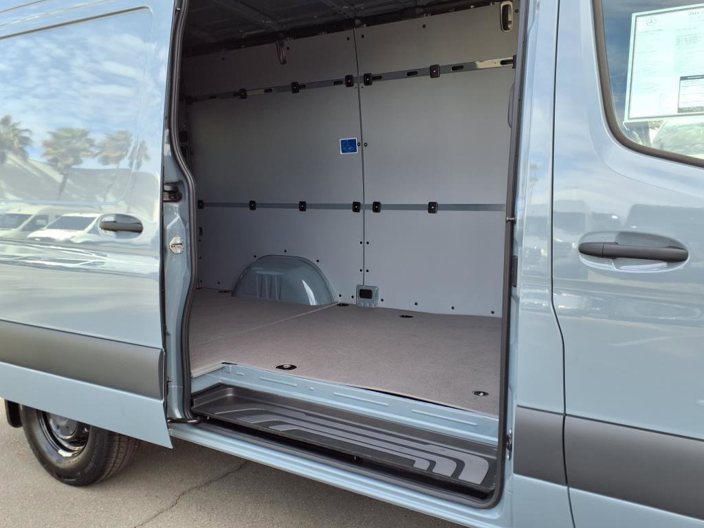 2024 Mercedes-Benz Sprinter Cargo Van Base - Photo 19