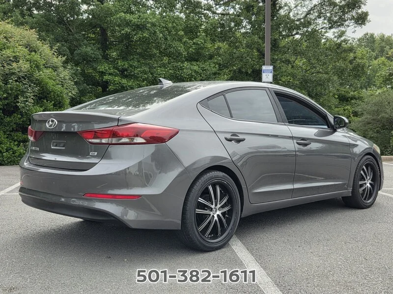 Used 2017 Galactic Gray HYUNDAI SE 2.0L AUTO (ULSAN PLANT) image 5