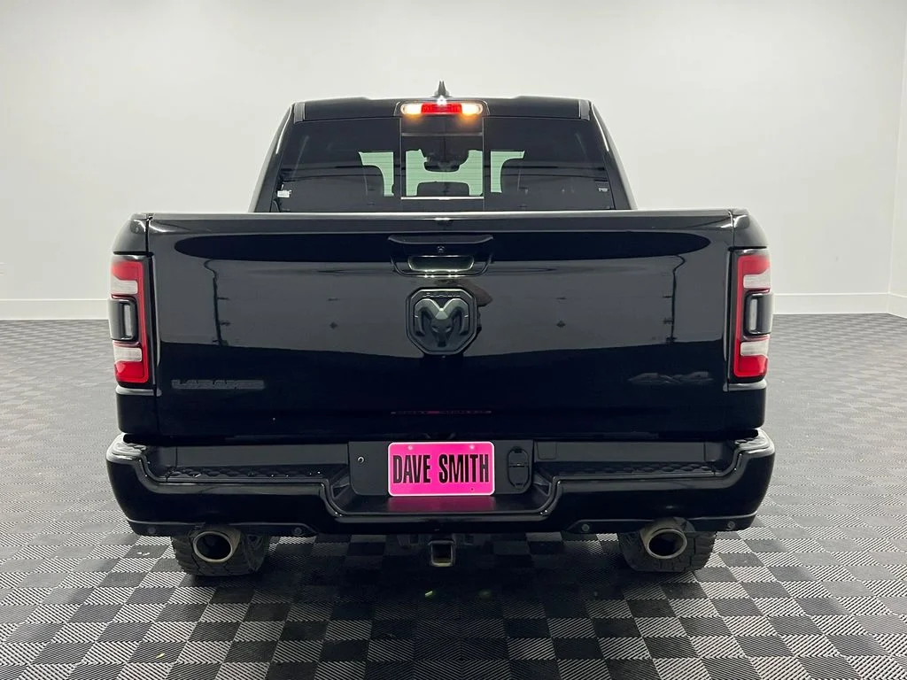 Certified Used 2024 Diamond Black Crystal Pearlcoat Ram Laramie image 10
