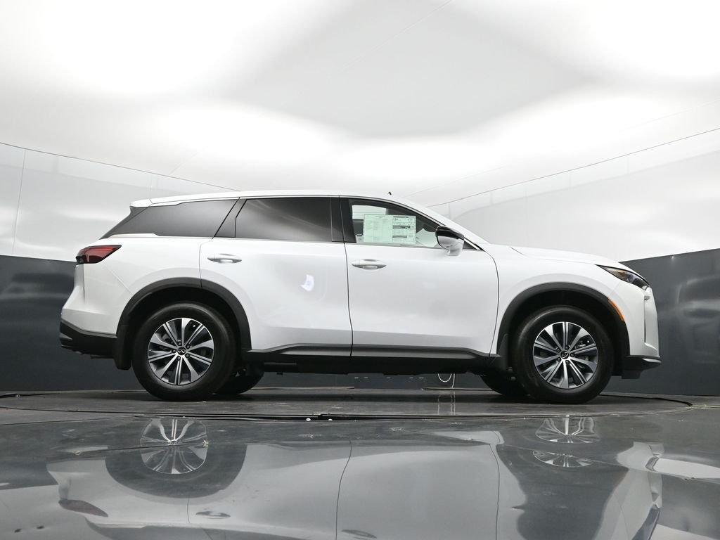 Certified Used 2026 White INFINITI PURE image 44