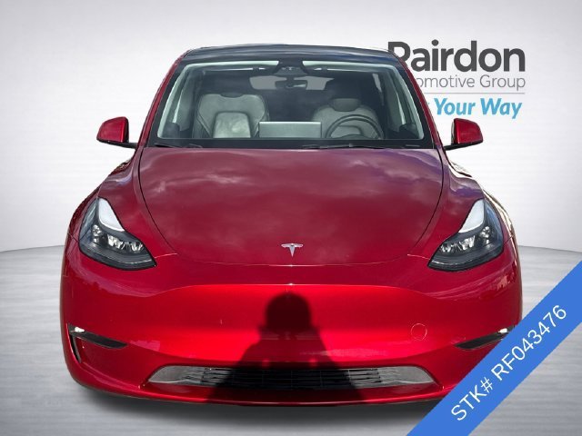 Used 2024 Tesla Model Y Long Range with VIN 7SAYGDEE4RF043476 for sale in Sumner, WA
