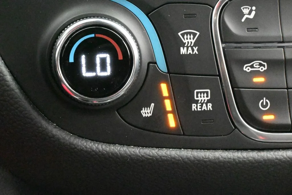 Used 2024 Lakeshore Blue Metallic Chevrolet LT image 20