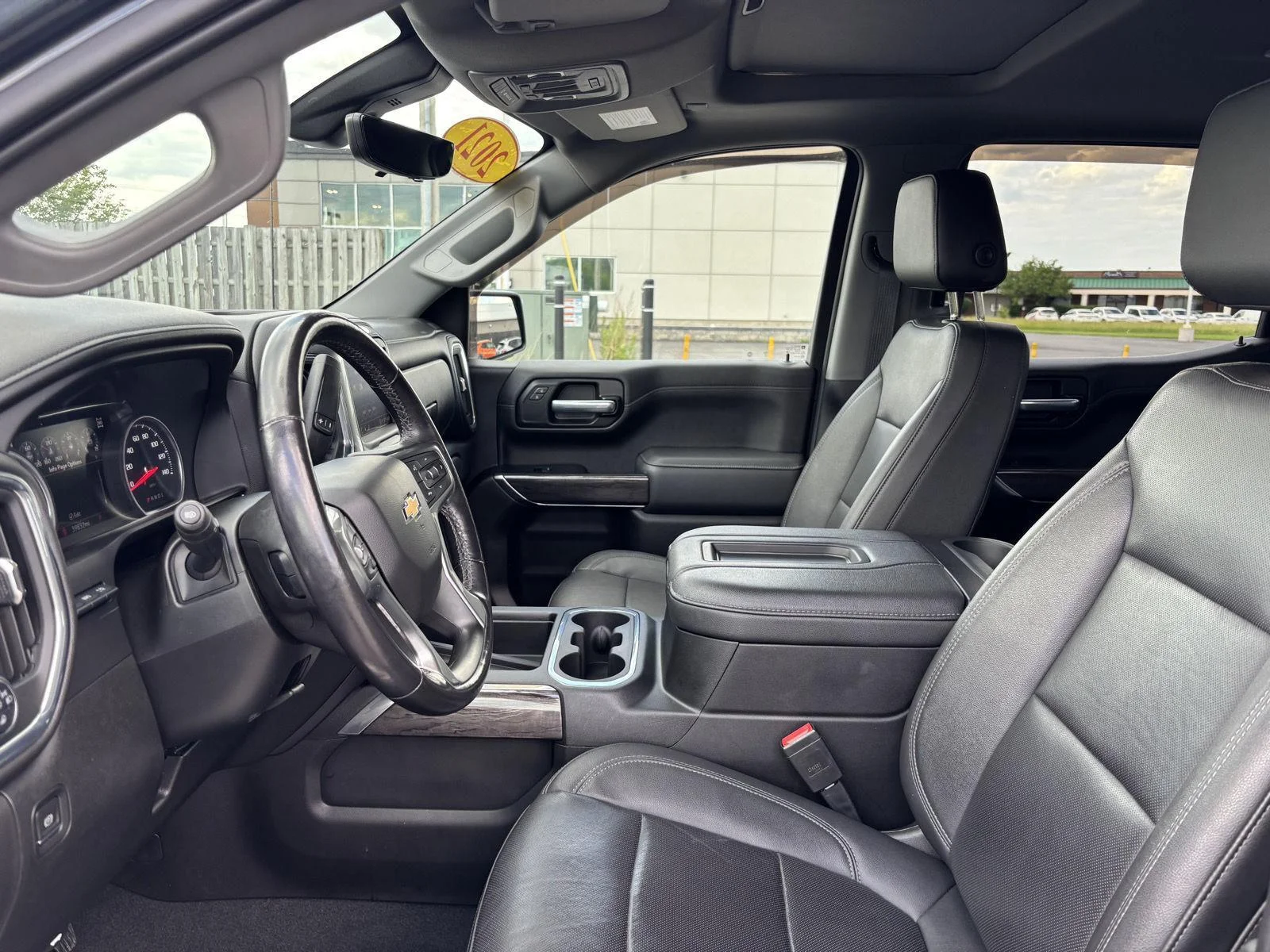 Used 2021 Shadow Gray Metallic Chevrolet LTZ image 35