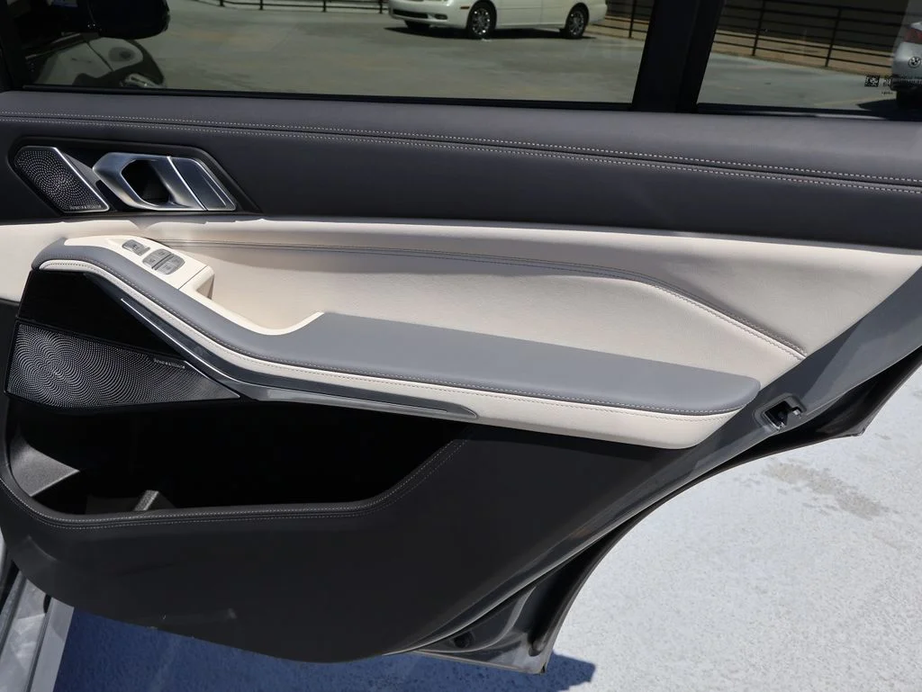 2025 BMW X7 M60i - Photo 17