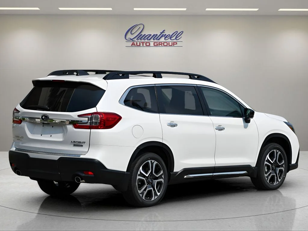 New 2026 CRYSTAL WHITE PEARL Subaru Touring 7-Passenger image 4