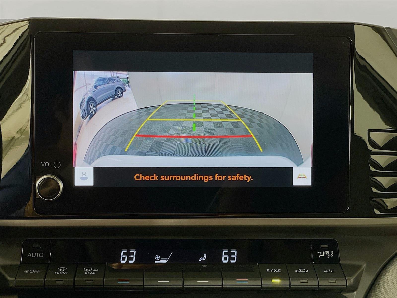 Used 2025 Ice Cap Toyota LE image 17