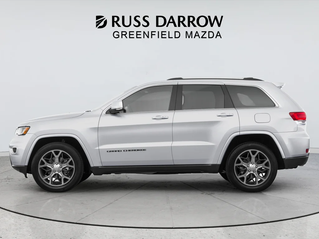 Used 2018 White Jeep Limited image 2