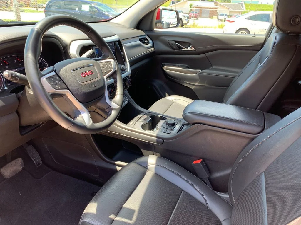 Used 2023 Red GMC SLT image 11