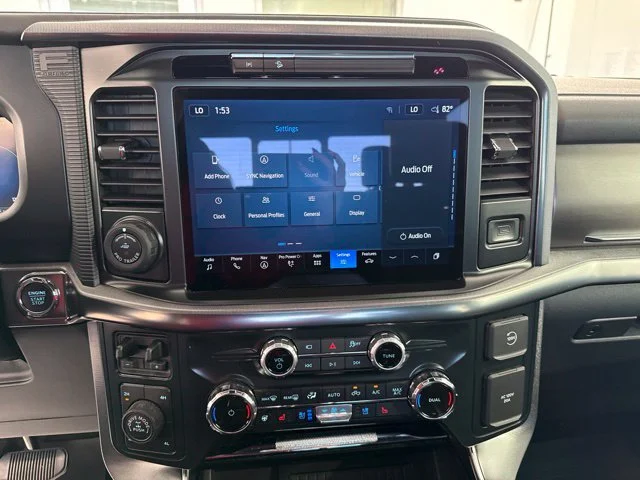Used 2025 White Ford Platinum image 23