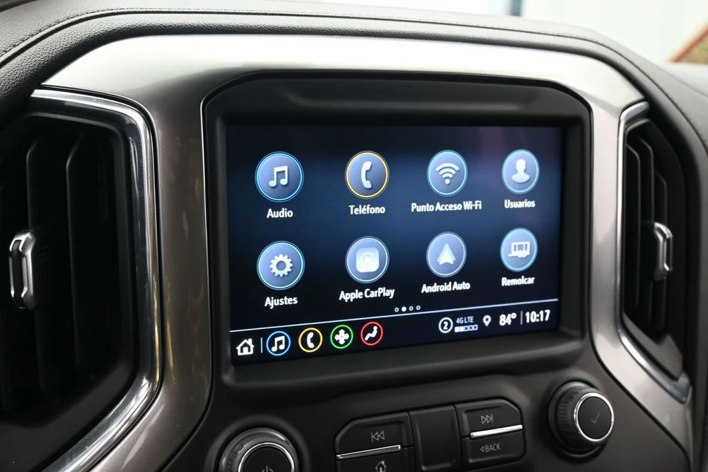 Used 2021 Black Chevrolet LT image 18