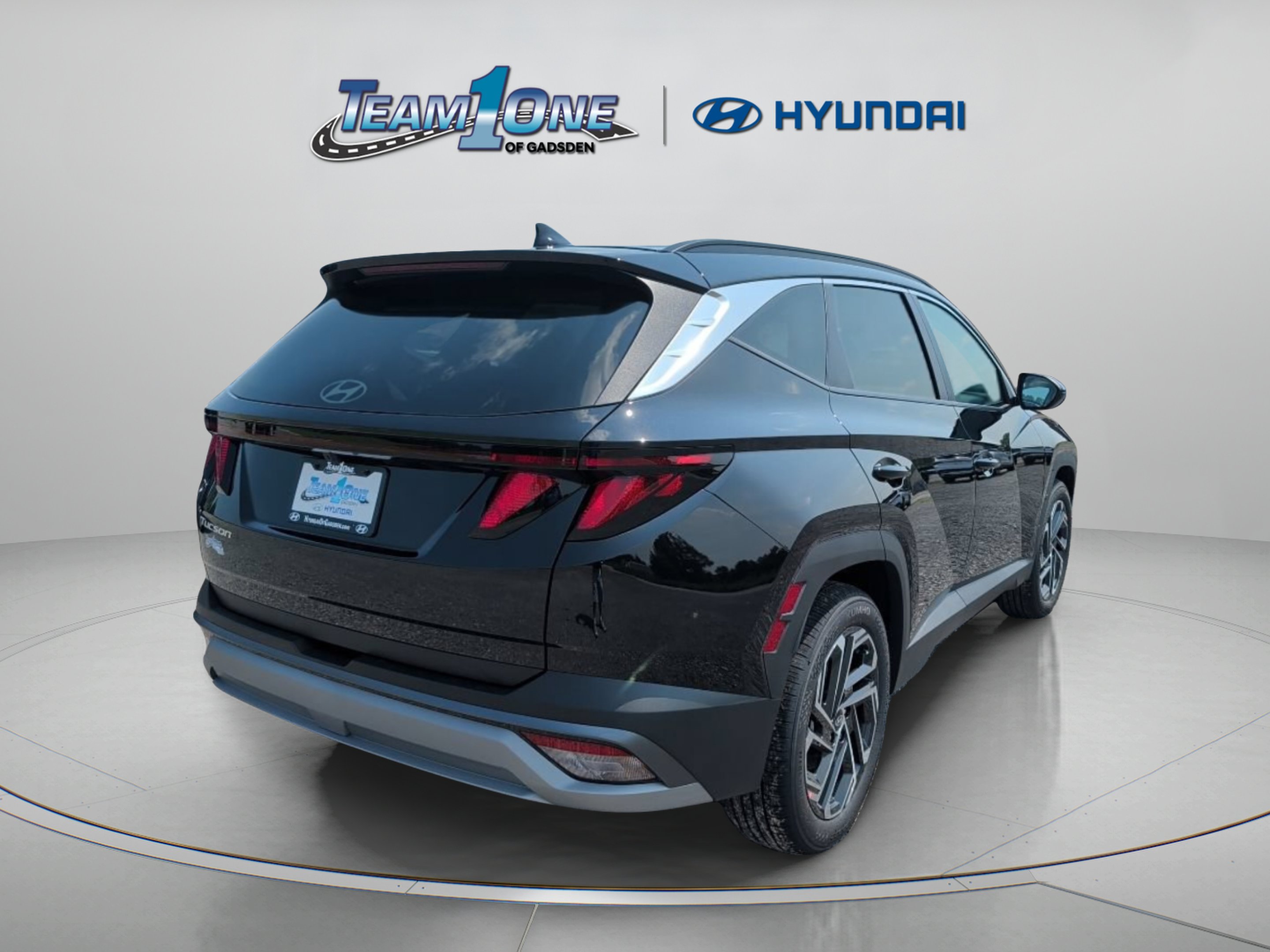New 2026 Phantom Black Hyundai SEL Plus image 8