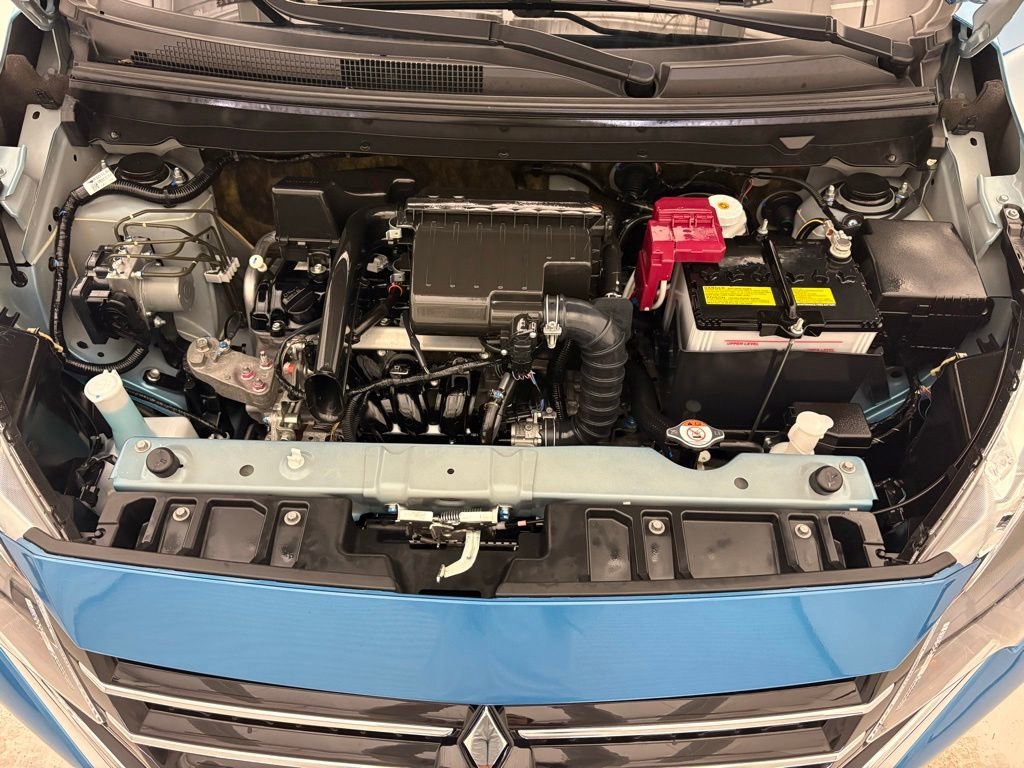 Used 2024 Blue Mitsubishi ES image 35