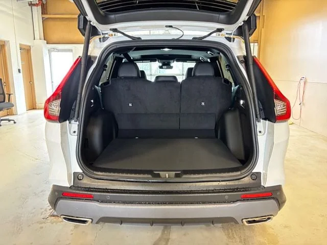 New 2026 Platinum White Pearl Honda Sport Touring image 17