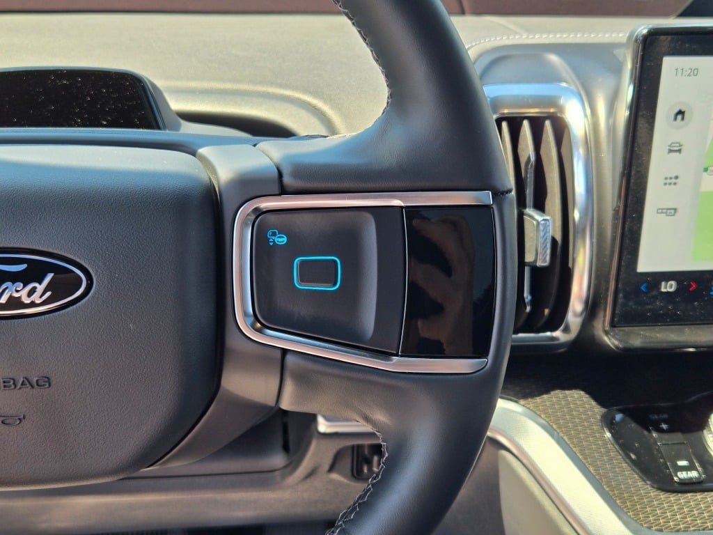 New 2026 Agate Black Metallic Ford MAX Platinum® image 36