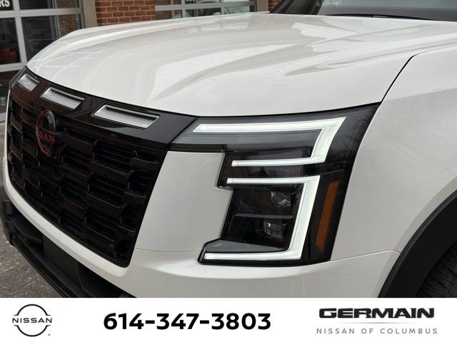 New 2026 White Nissan PRO-4X image 13