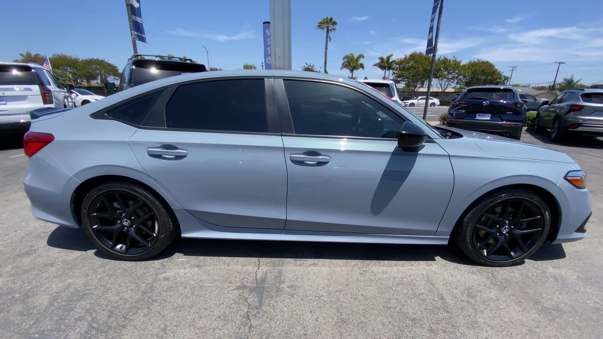 Used 2024 Sonic Gray Pearl Honda Si Manual Sedan image 13