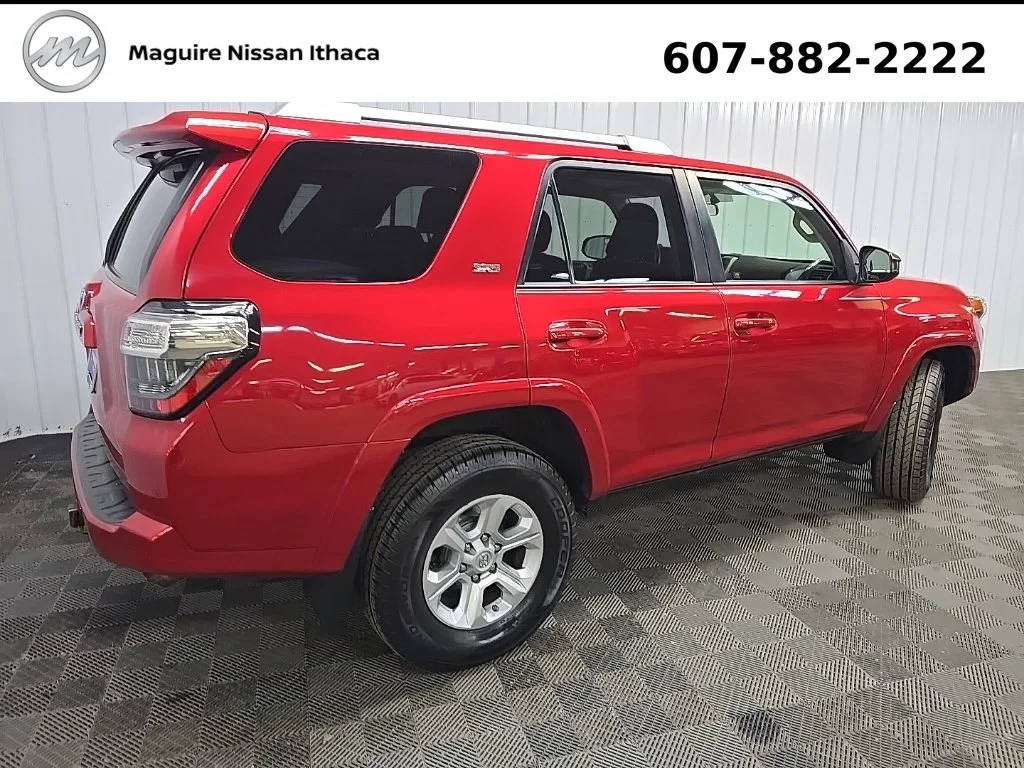 Used 2018 Red Toyota SR5 image 4