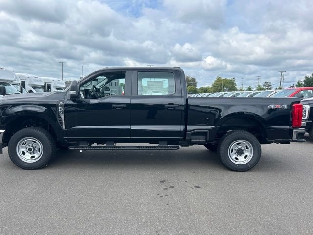 New 2026 Agate Black Metallic Ford F-350® XL image 4