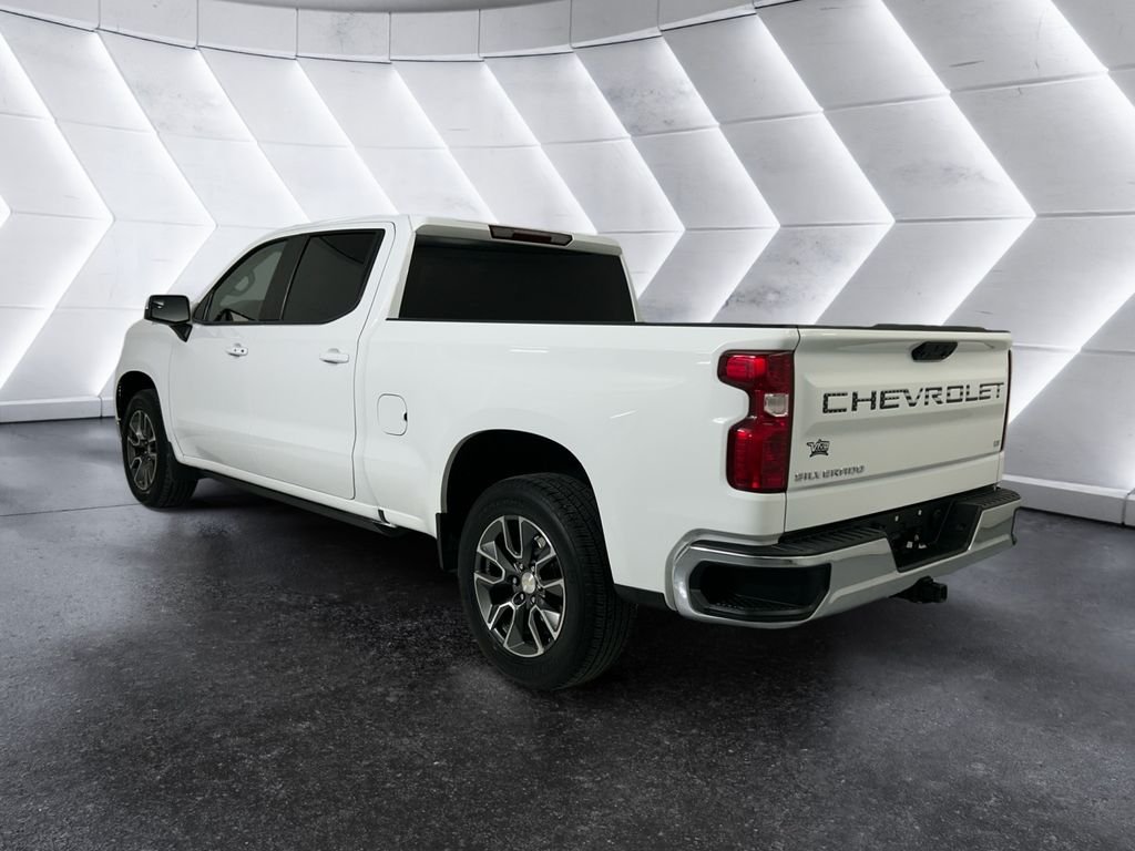 Used 2023 White Chevrolet LT image 6