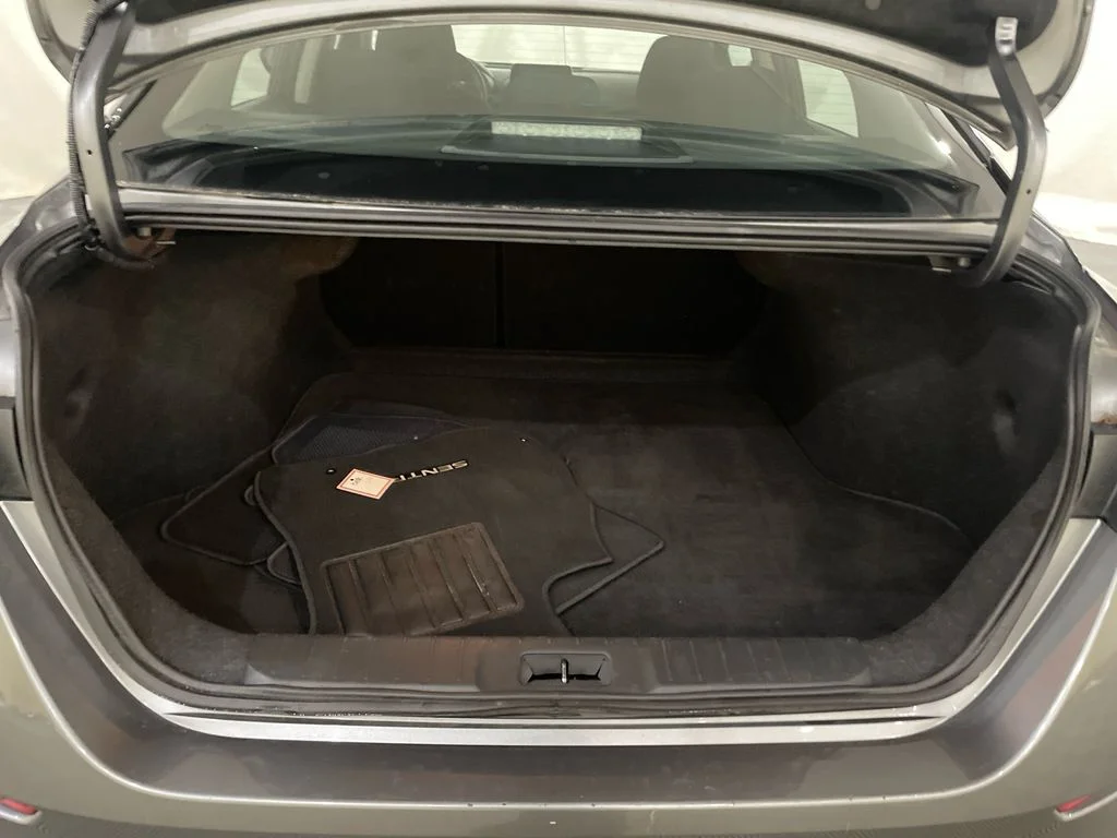 Certified Used 2025 Gun Metallic Nissan SV image 8