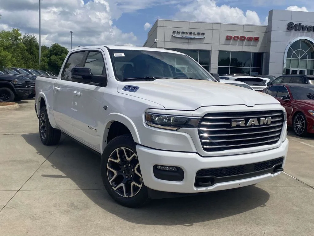 New 2026 Bright White Clear-Coat Exterior Paint RAM Laramie image 32