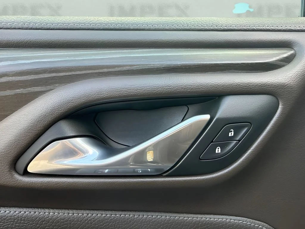 Used 2023 Onyx Black GMC Denali image 12