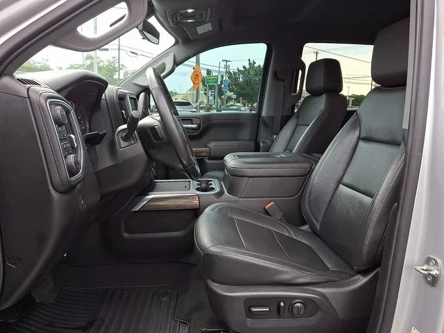 Used 2020 Silver Chevrolet RST image 14