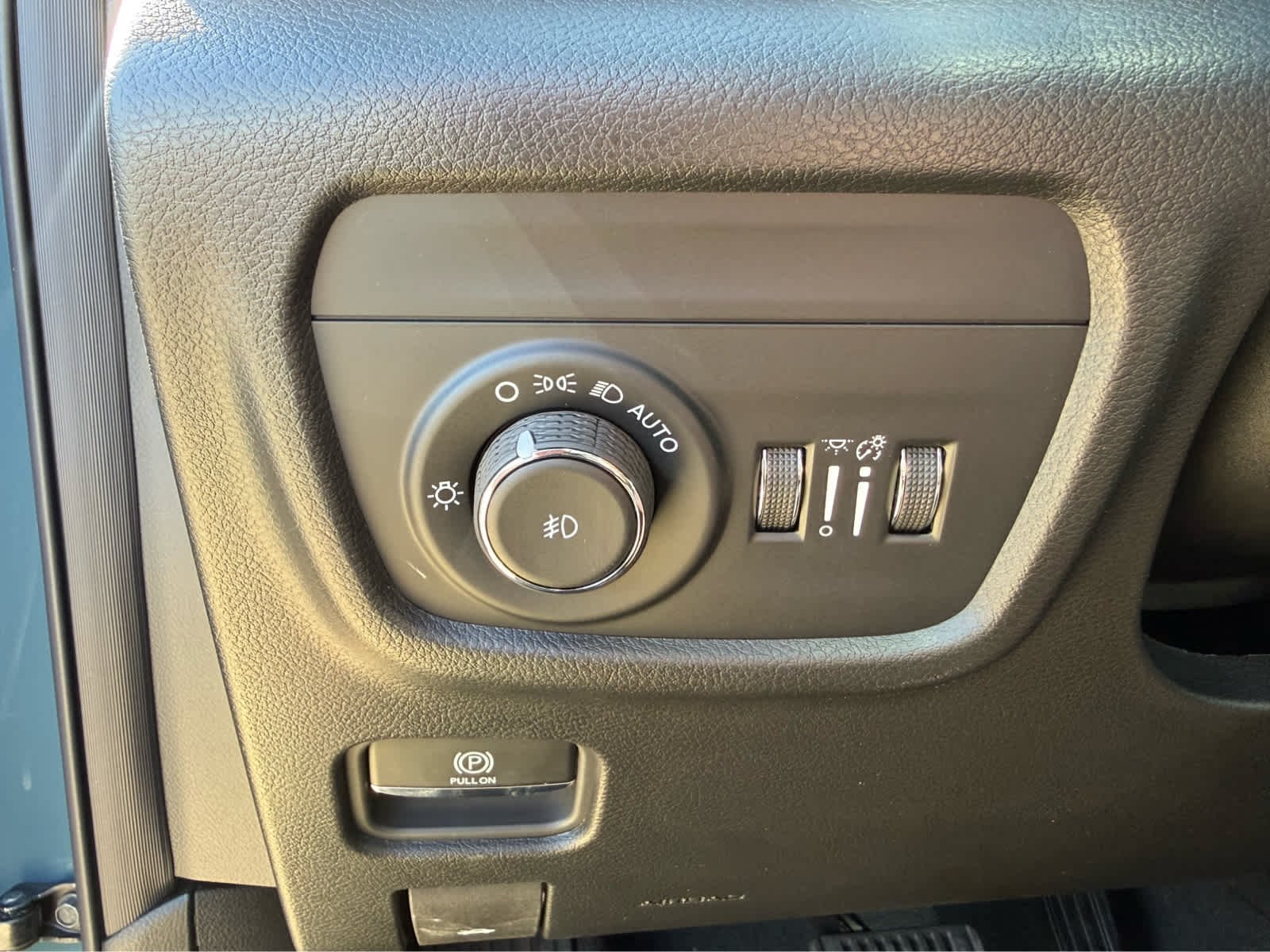 New 2026 Steel Blue Exterior Paint Jeep Limited Reserve image 20