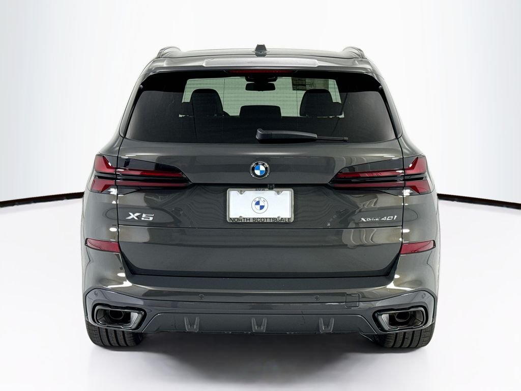 New 2026 Gray Metallic BMW xDrive40i image 6