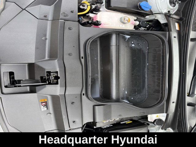 Used 2024 Silver Hyundai SEL image 31