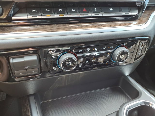 2026 Chevrolet Silverado 1500 LT - Photo 18