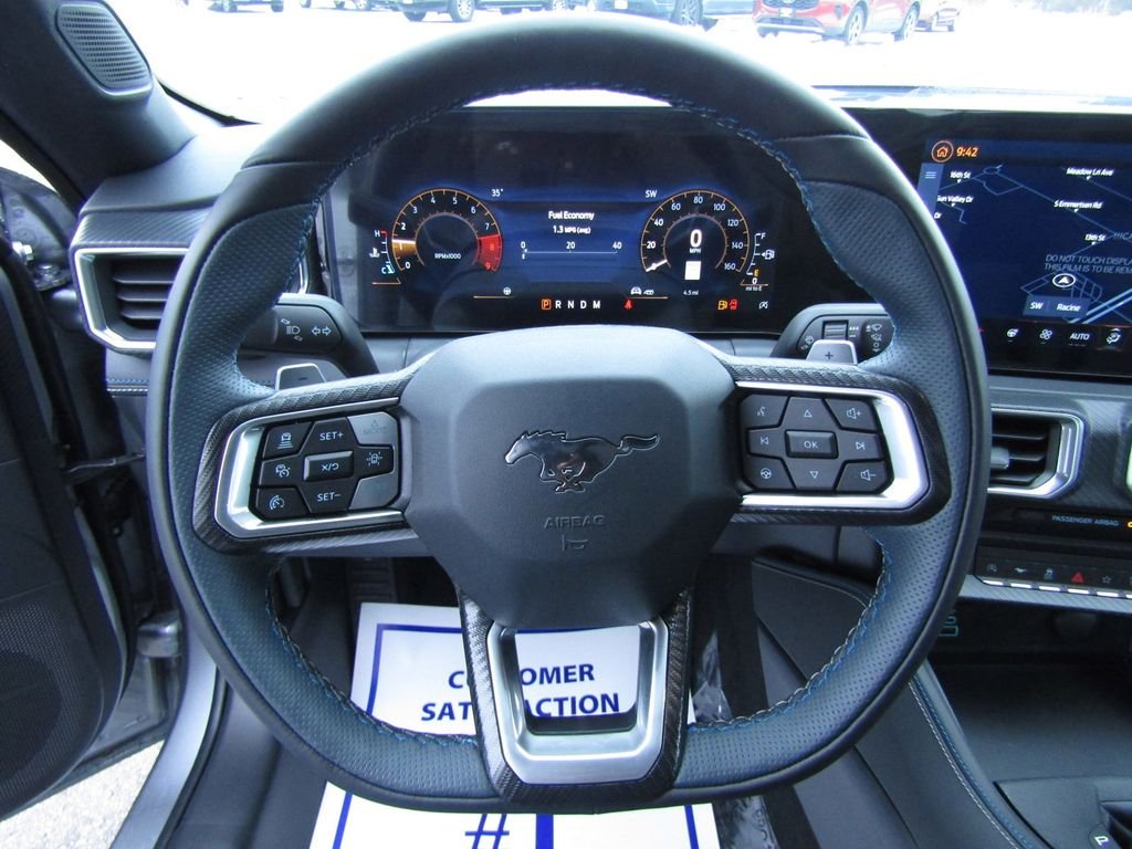 2025 Ford Mustang GT Premium Fastback - Photo 17