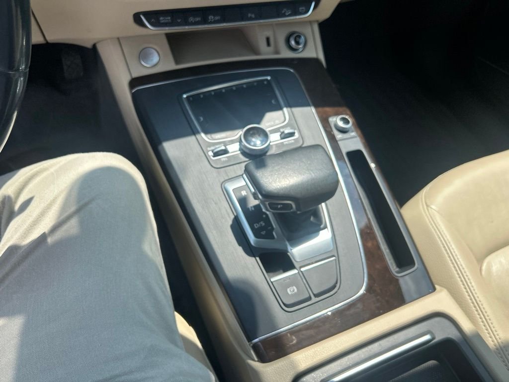 Used 2018 Blue Audi 2.0T image 30
