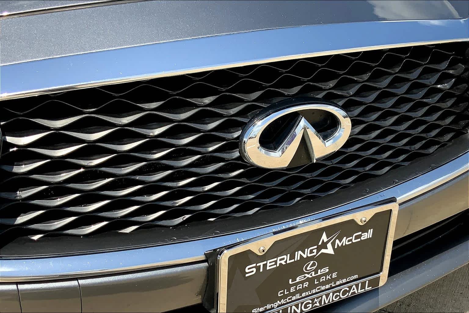 Used 2018 Graphite Shadow INFINITI 2.0t PURE image 29