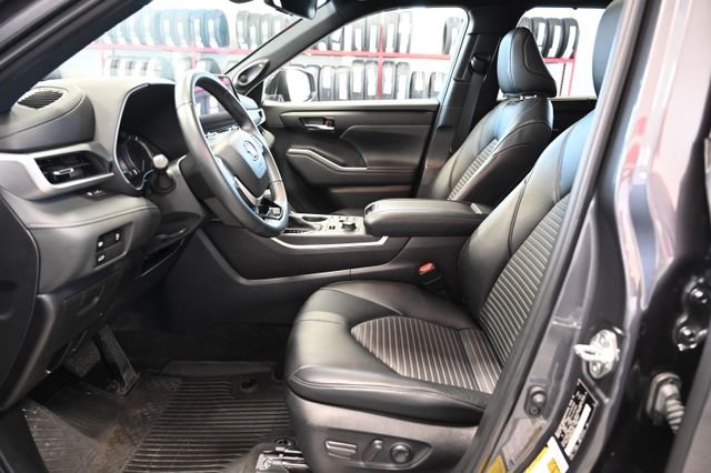 2023 Toyota Highlander XSE - Photo 10