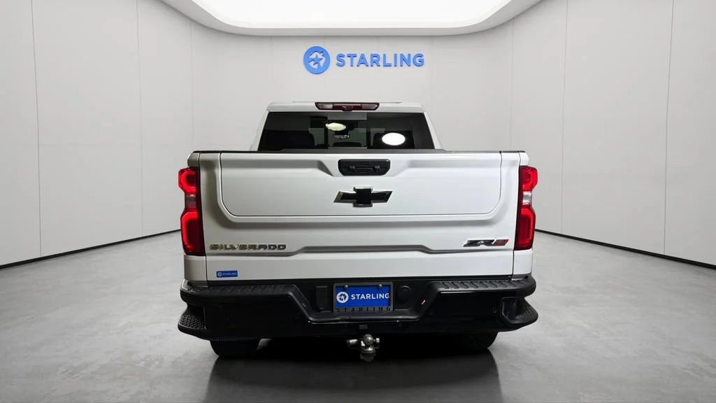 Used 2025 Summit White Chevrolet ZR2 image 8