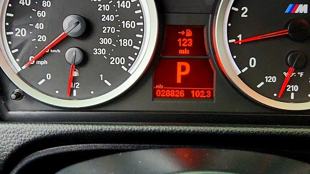 Used 2011 Space Grey Metallic BMW 2dr Cpe w/ Competition Pkg, M DCT & Tech Pkg image 16