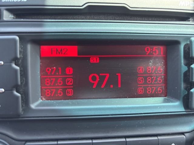 Used 2013 Silver Kia LX image 24