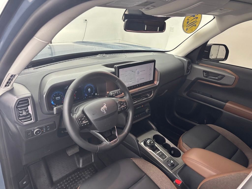 Used 2025 Gray Ford Outer Banks image 17