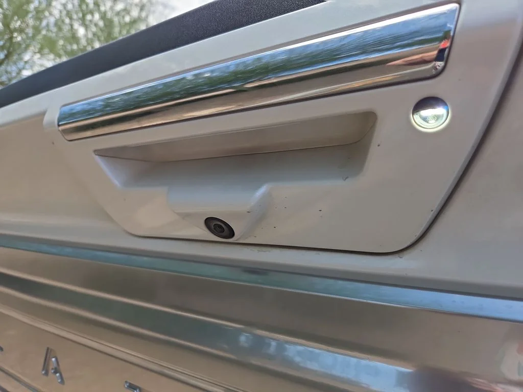 Used 2018 White Ford Platinum image 28