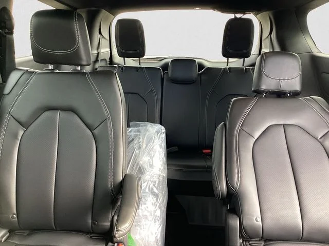 New 2026 Bright White Clearcoat Chrysler SELECT AWD image 14