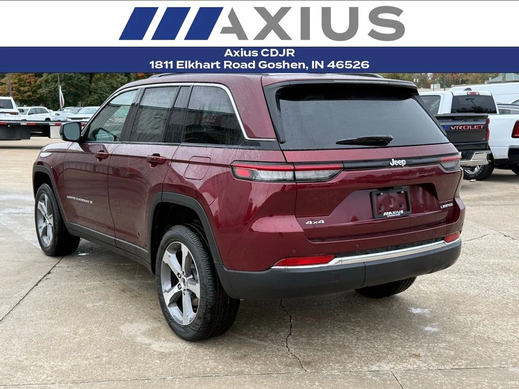 New 2025 Velvet Red Pearl-Coat Exterior Paint Jeep Limited image 5